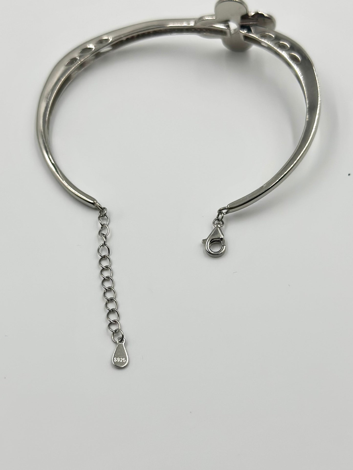 Zircon studded, leaf shaped sterling silver cuff bracelet