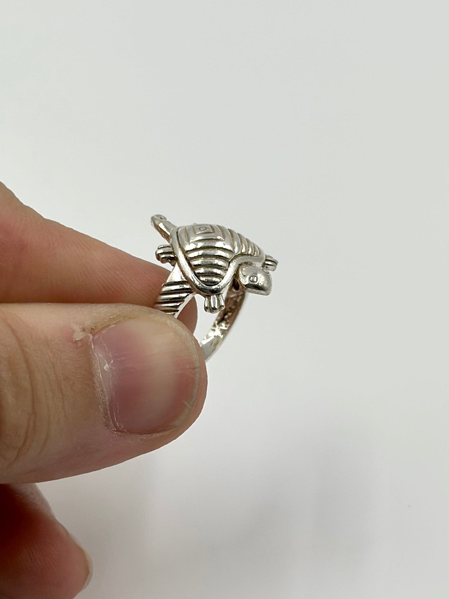 Turtle shaped sterling silver artisanal ring
