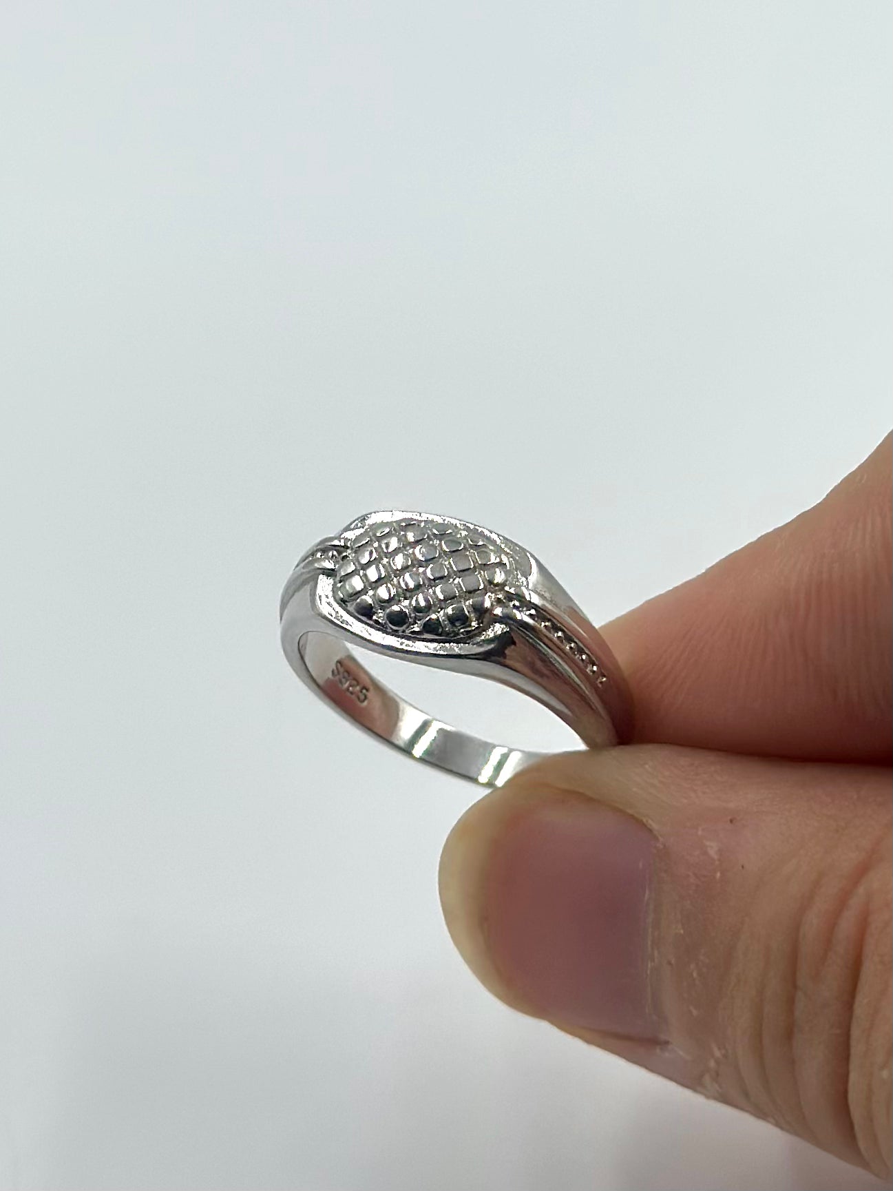 Sterling silver artisanal ring