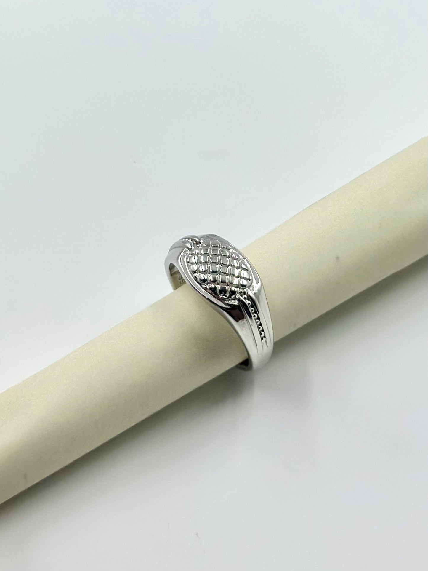 Sterling silver artisanal ring
