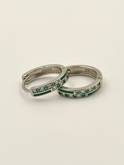 Basic green line and patterned bali studded with zircon and fancy stones