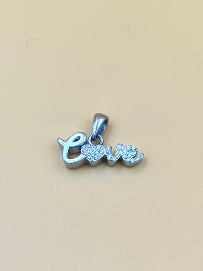 Zircon studded sterling silver pendant