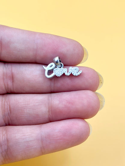 Zircon studded sterling silver pendant