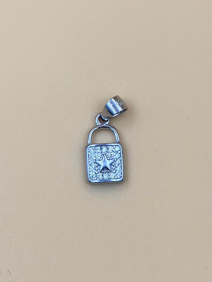 Zircon studded, lock shaped sterling silver pendant
