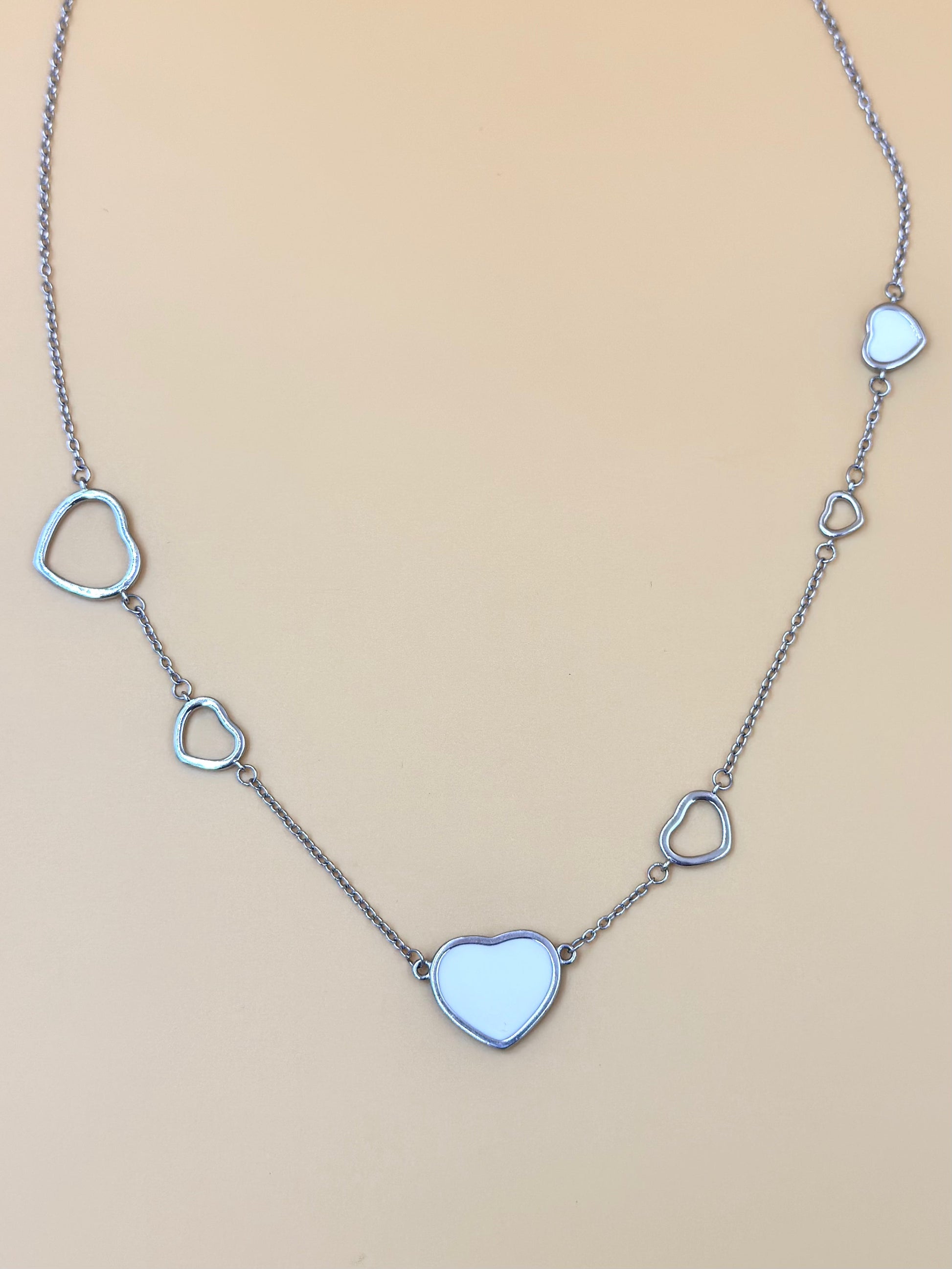 Heart shaped, sterling silver pendant chain