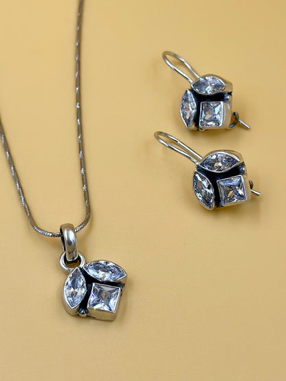 Zircon studded, leaf shaped sterling silver pendant set