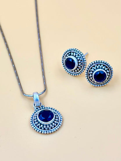 Stone studded, oxidised sterling silver pendant set