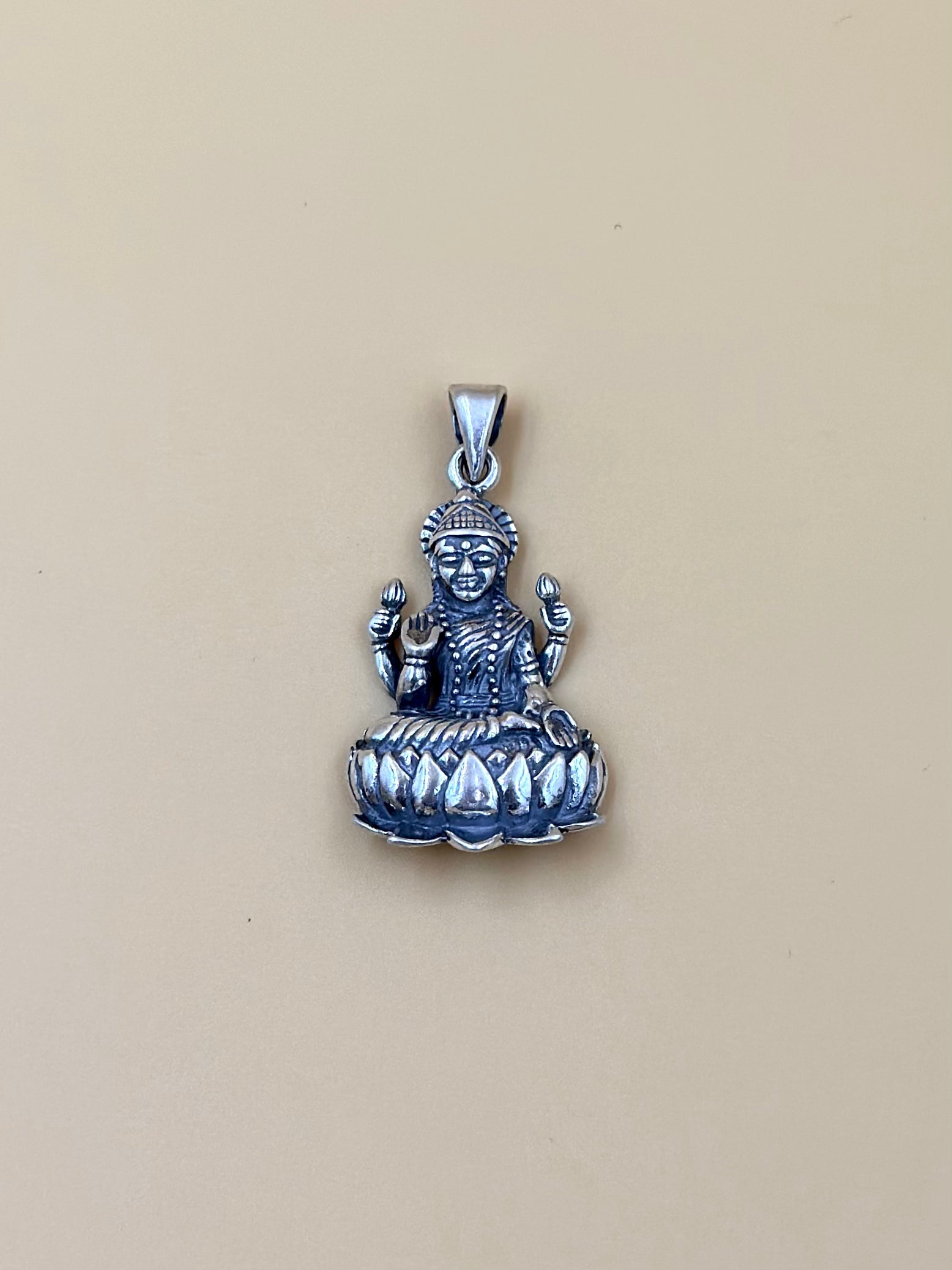 Oxidised, mata laxmi sterling silver idol pendant