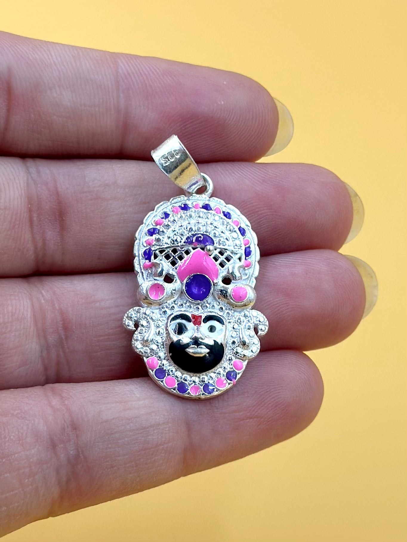 Zircon studded with fine detailing, shyam baba sterling silver idol pendant