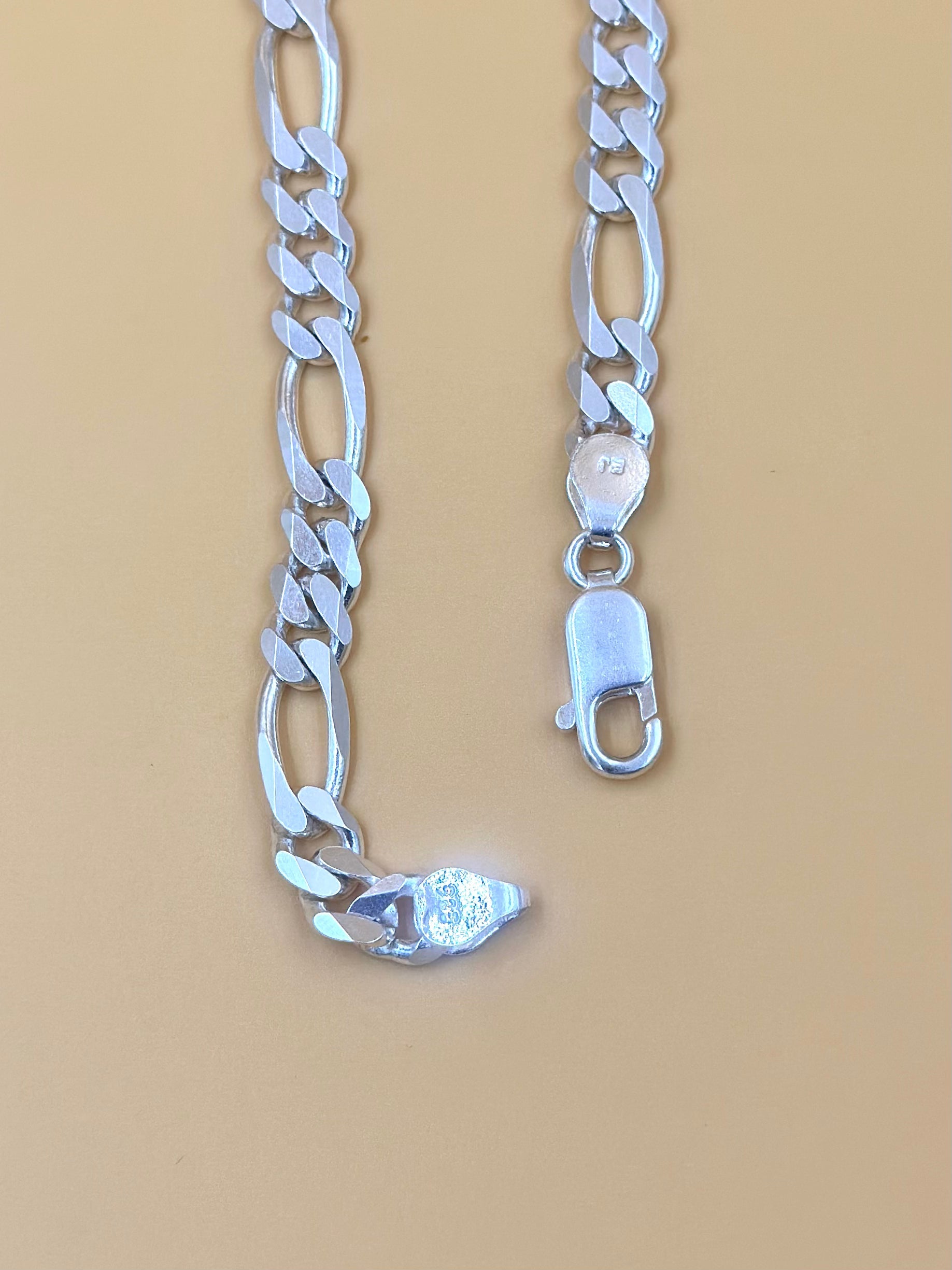 Sterling silver figaro chain