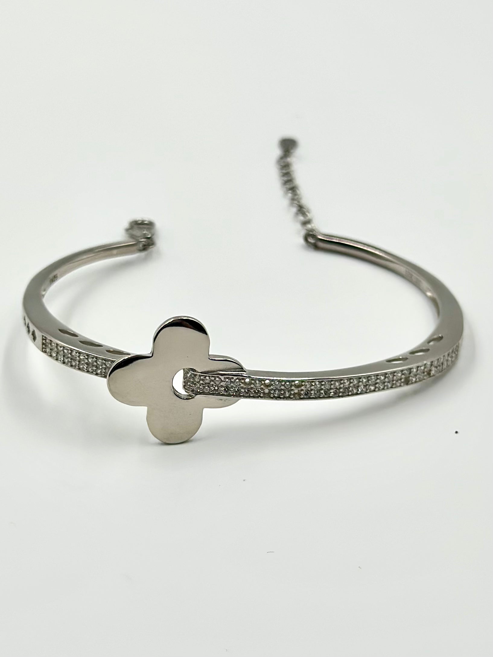 Zircon studded, leaf shaped sterling silver cuff bracelet