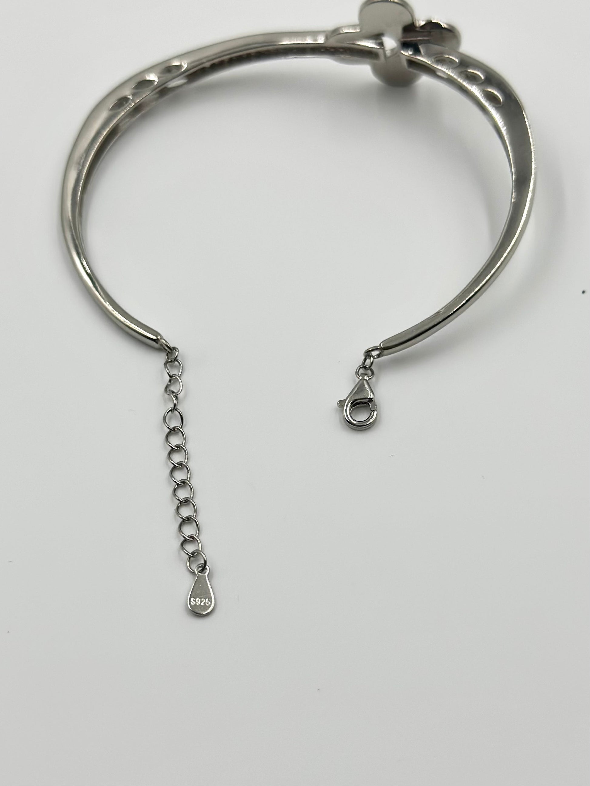 Zircon studded, leaf shaped sterling silver cuff bracelet