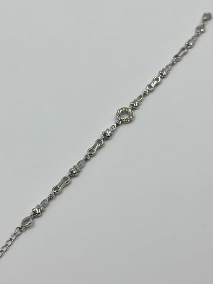 Zircon studded sterling silver link bracelet