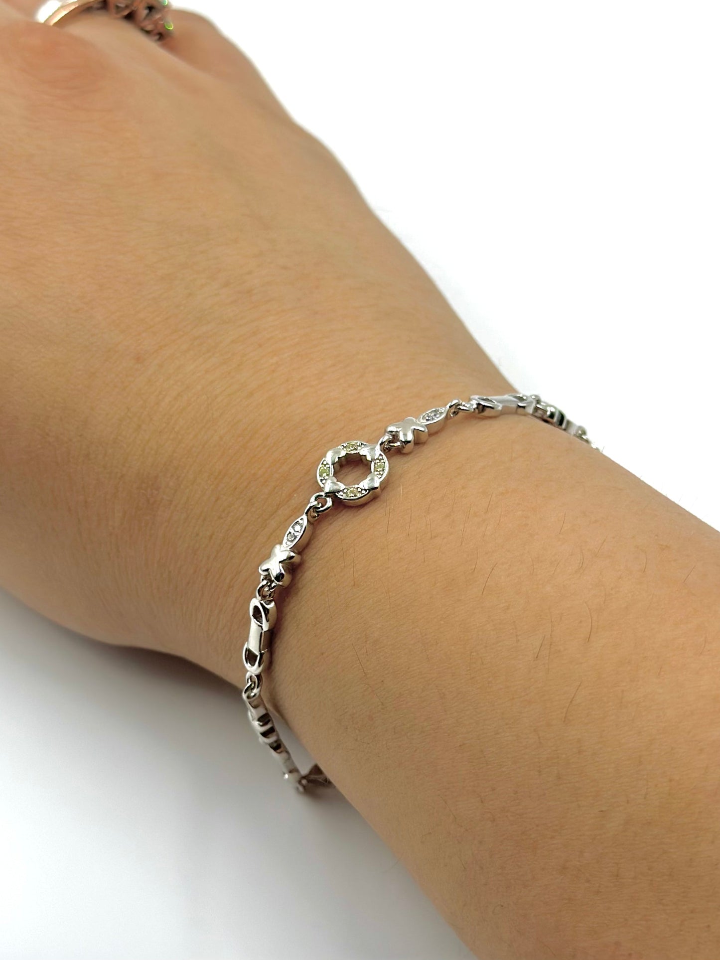 Zircon studded sterling silver link bracelet