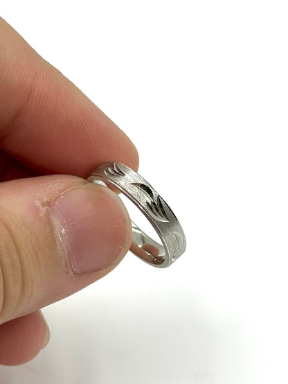 Leaf design sterling silver band ring