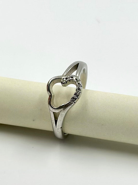 Zircon studded sterling silver artisanal ring