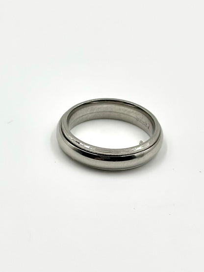 Spinner design sterling silver band ring