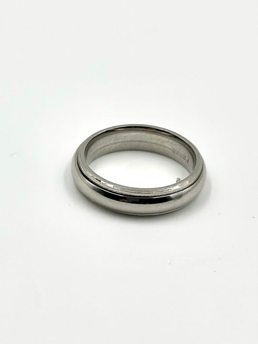 Spinner design sterling silver band ring