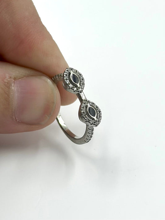 Zircon studded sterling silver cocktail ring