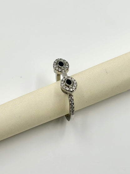 Zircon studded sterling silver cocktail ring