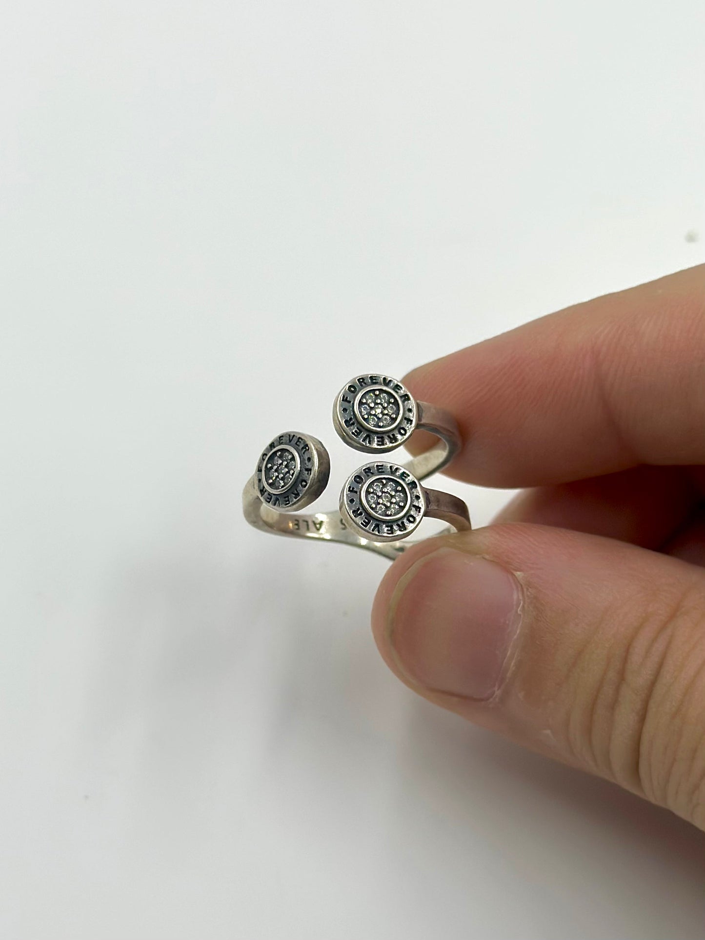 Zircon studded sterling silver cocktail ring