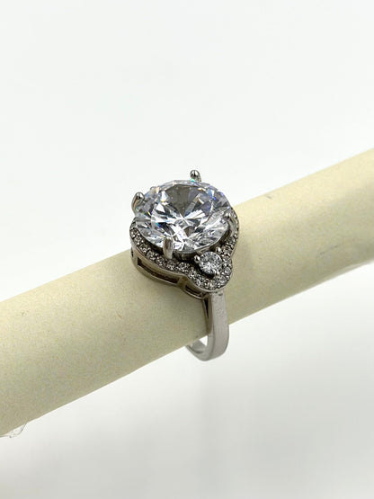 Zircon and stone studded, round shaped sterling silver cocktail ring