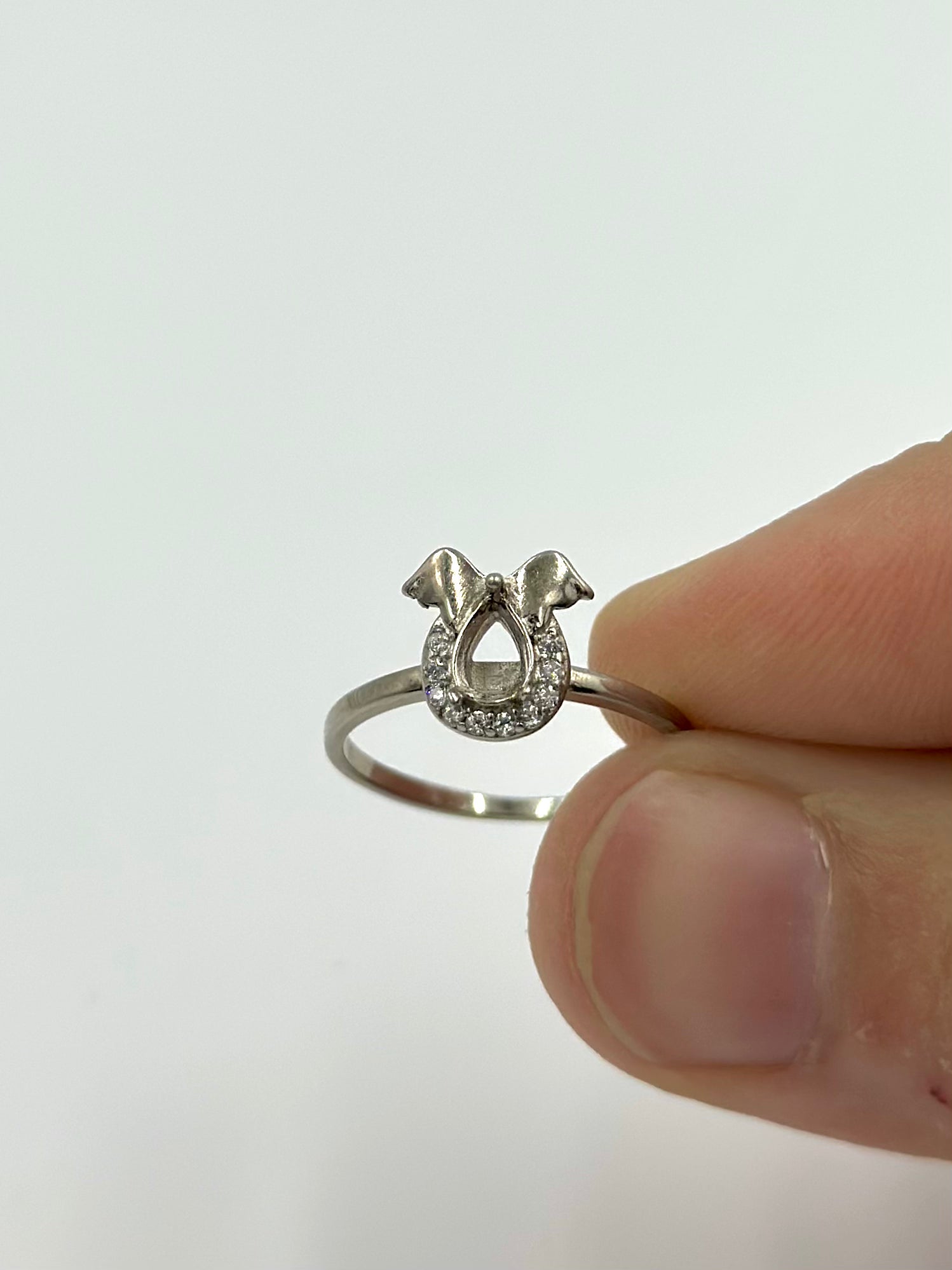 Zircon studded sterling silver artisanal ring