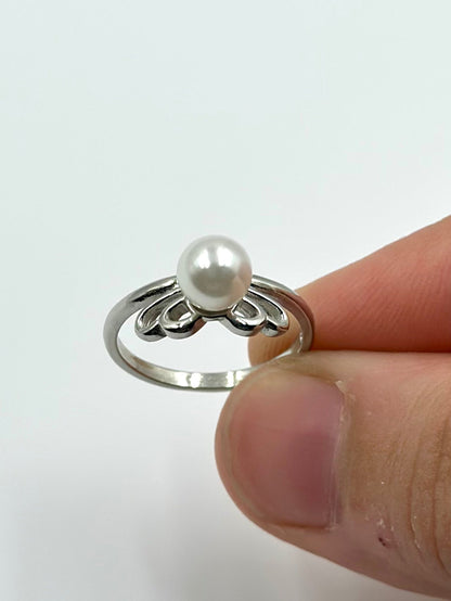 Pearl studded sterling silver gemstone ring