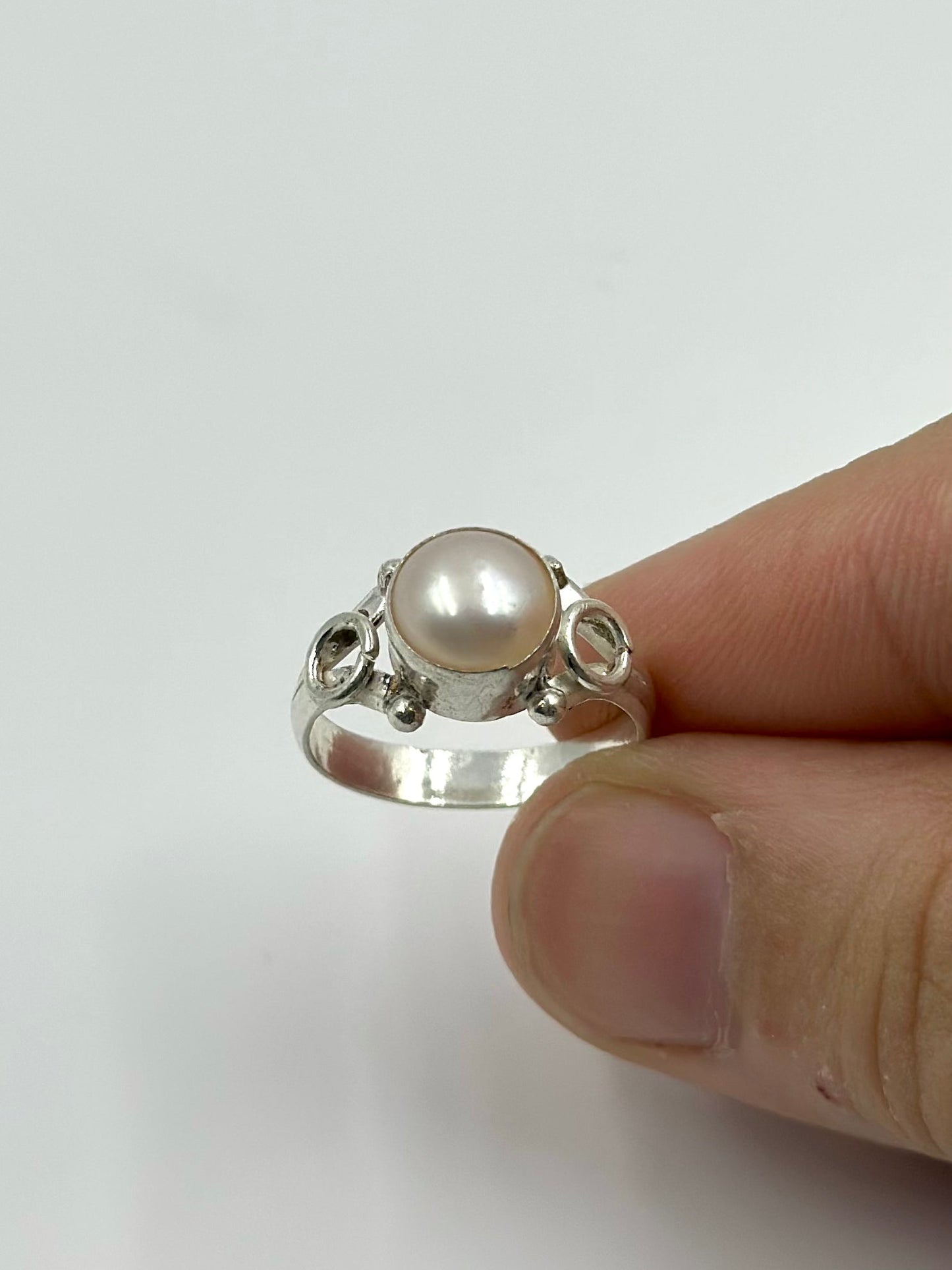 Pearl studded sterling silver gemstone ring