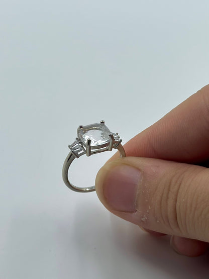 Stone studded sterling silver cocktail ring