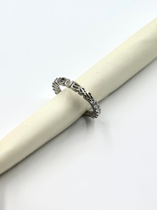 Zircon studded sterling silver band ring