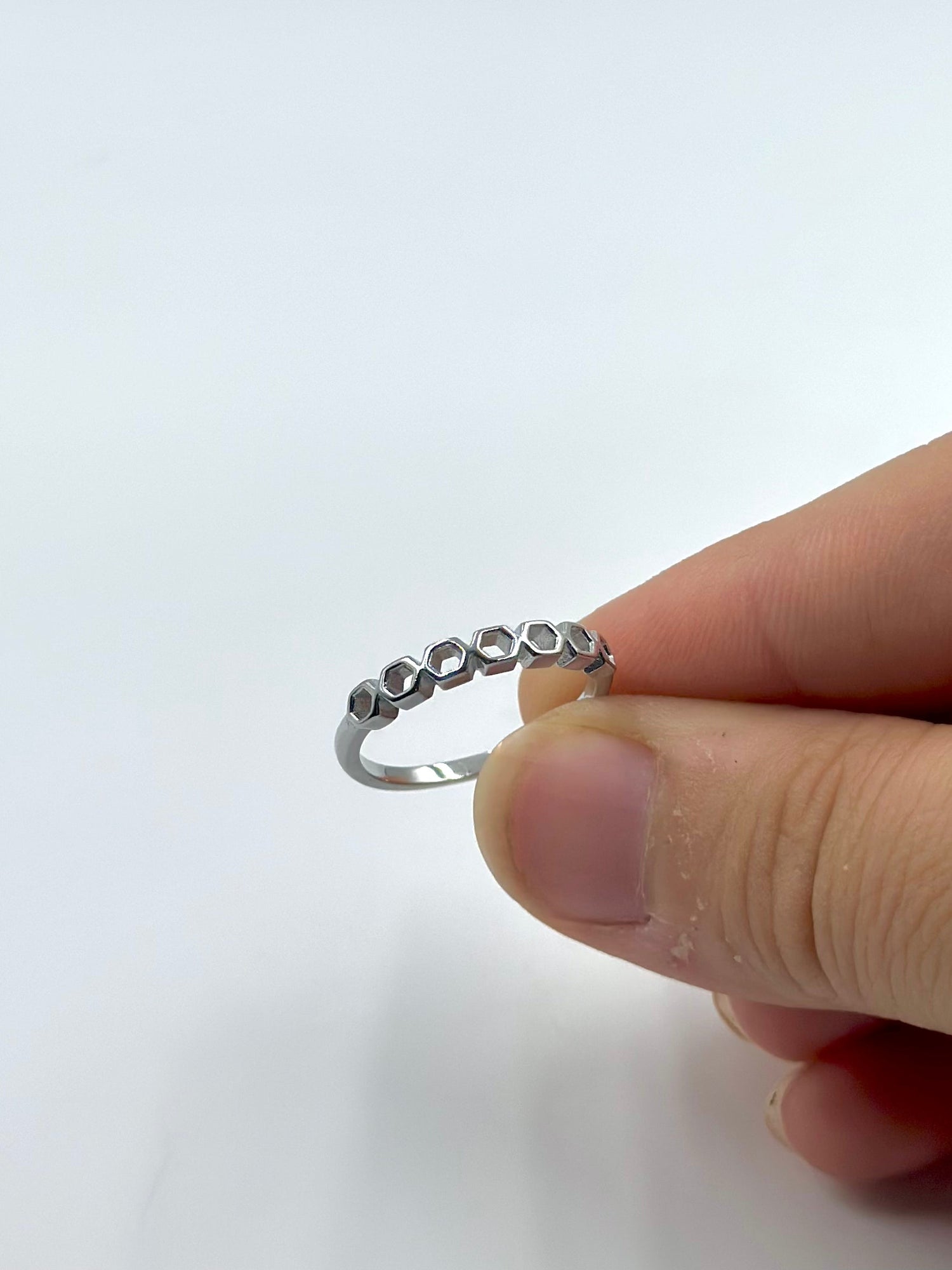 Hexagon shapes sterling silver band ring