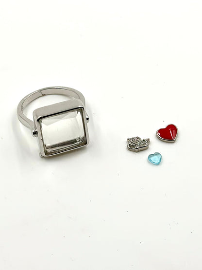 Square shaped with mini gem inside sterling silver cocktail ring