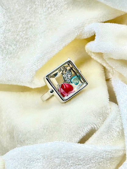 Square shaped with mini gem inside sterling silver cocktail ring